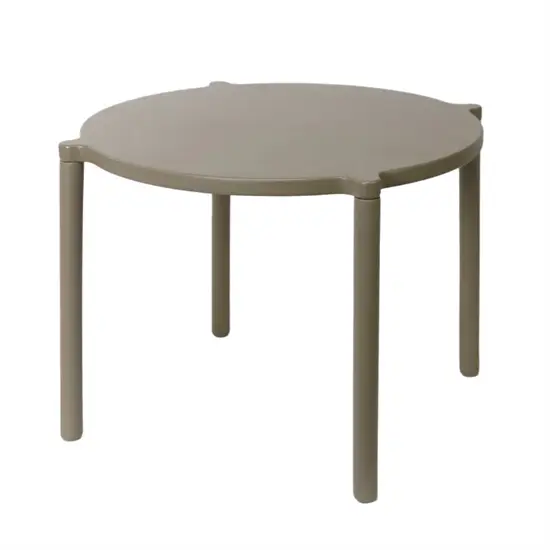 Rundt bord med fire ben i taupe. Enkel, glat overflade med let afrundede kanter.