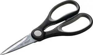 Saks med sort håndtag og tandet klinge, mærket Steel Function MULTI SAKS 22 CM.