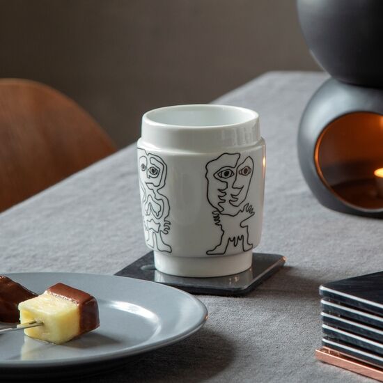 Steel Function - KUNSTKOP NR 4 PORCELÆN SORT/HVID