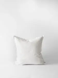 Tell Me More - Cushion cover linen 50x50 - bleached white