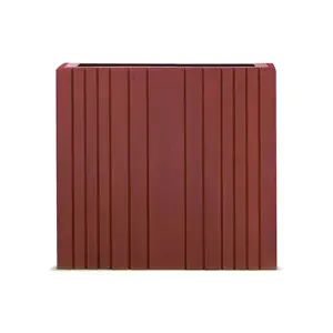 Rød plantekasse med lodrette lameller, rektangulær form, moderne design, 77 x 33 x 70 cm.