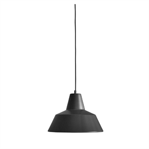Mat sort pendellampe, konisk form, Ø 35 cm, med tynd ledning.
